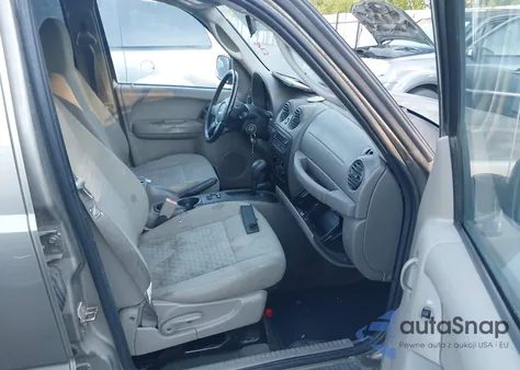 2005 Jeep Liberty Sport z USA, uszkodzony, nr VIN 1J4GL48K55W693777